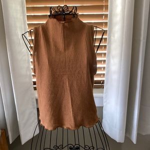 Brown sleeveless crop top. Size medium